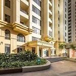 Stylish Apartment With Sea View In Jbr