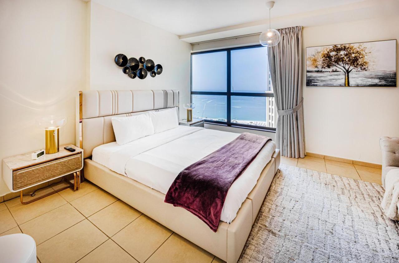 Stylish With Sea View In Jbr * Dubai