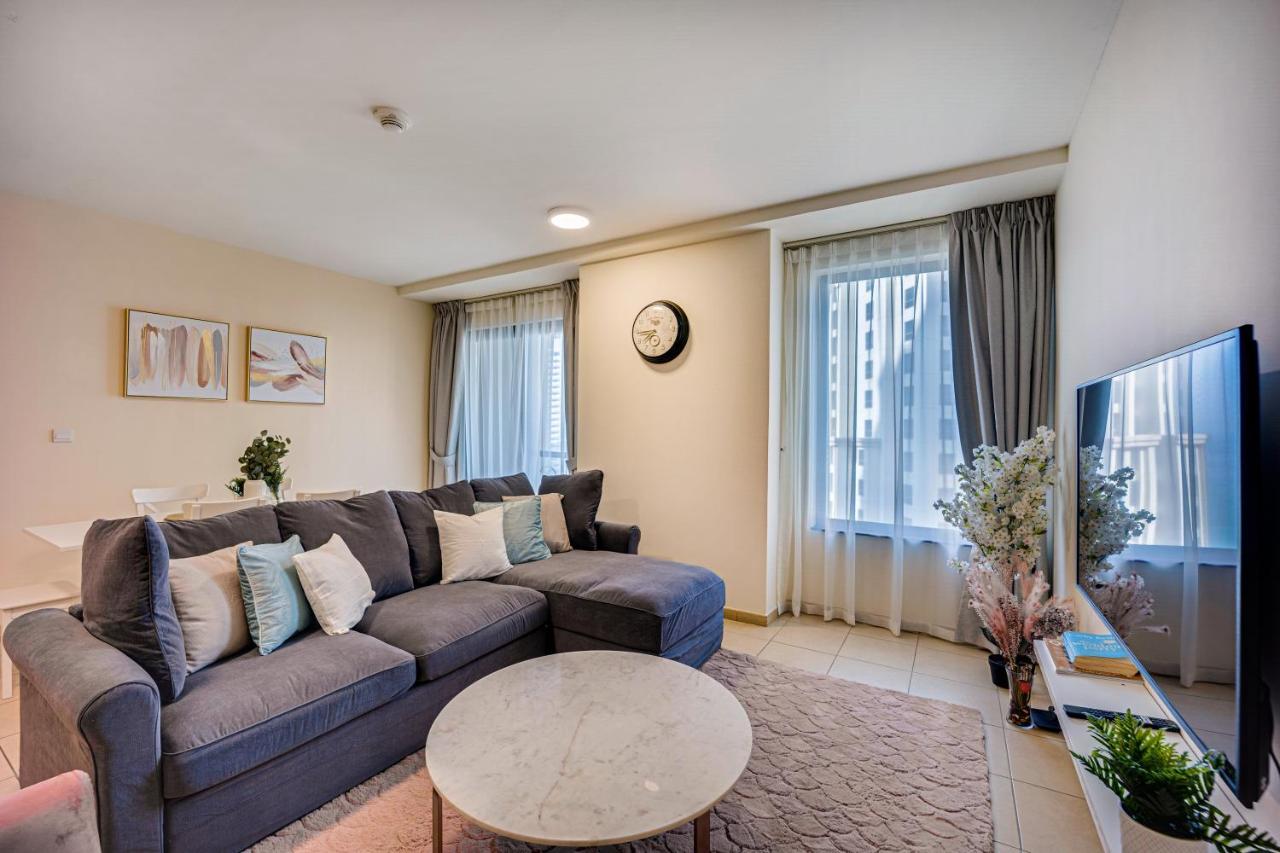 Stylish With Sea View In Jbr * Dubai