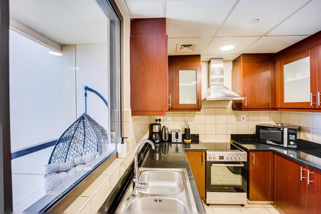 Stylish With Sea View In Jbr * Dubai