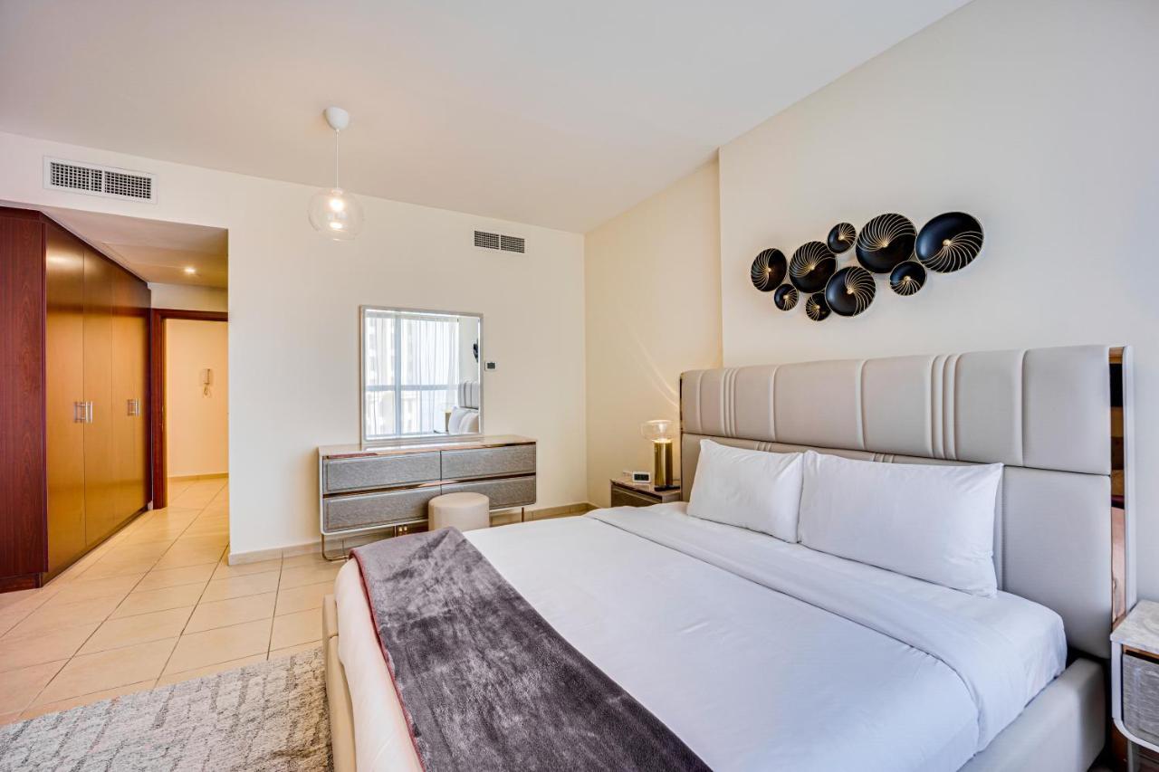 Stylish With Sea View In Jbr * Dubai