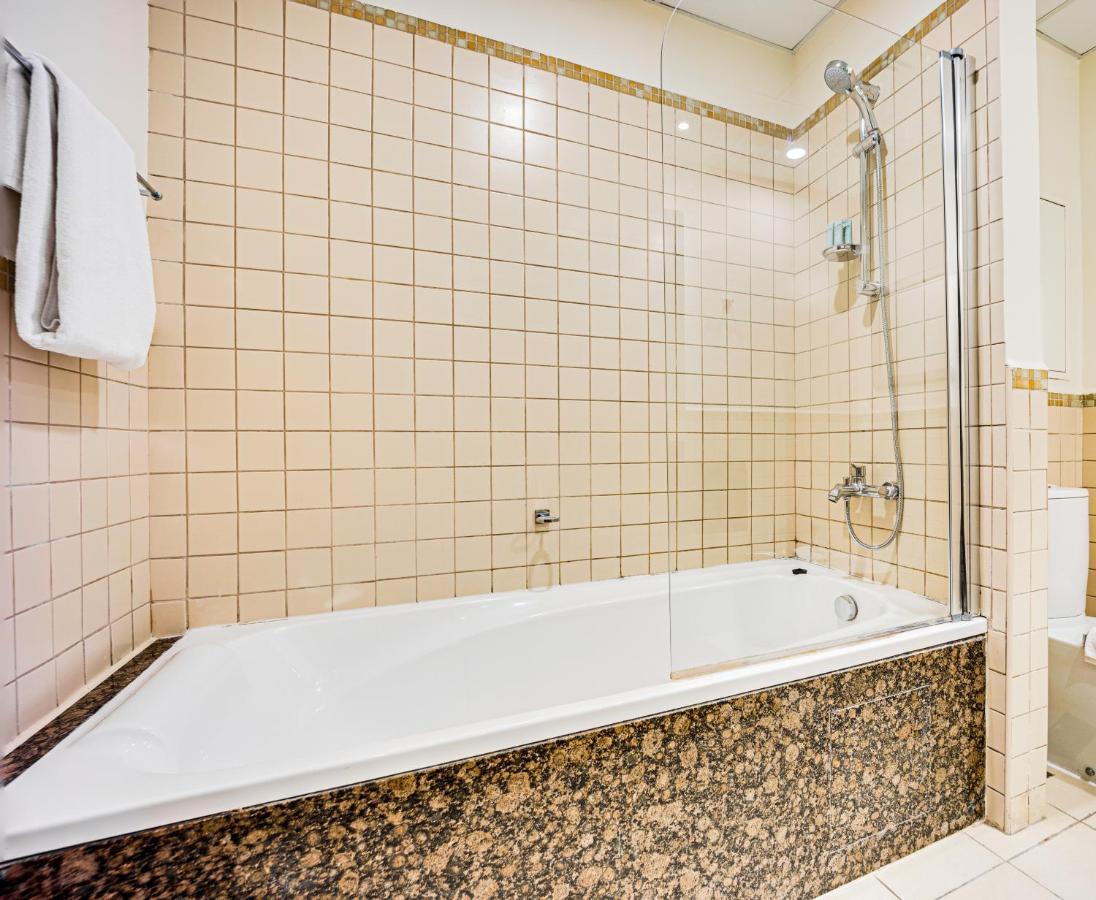 Stylish With Sea View In Jbr Apartment